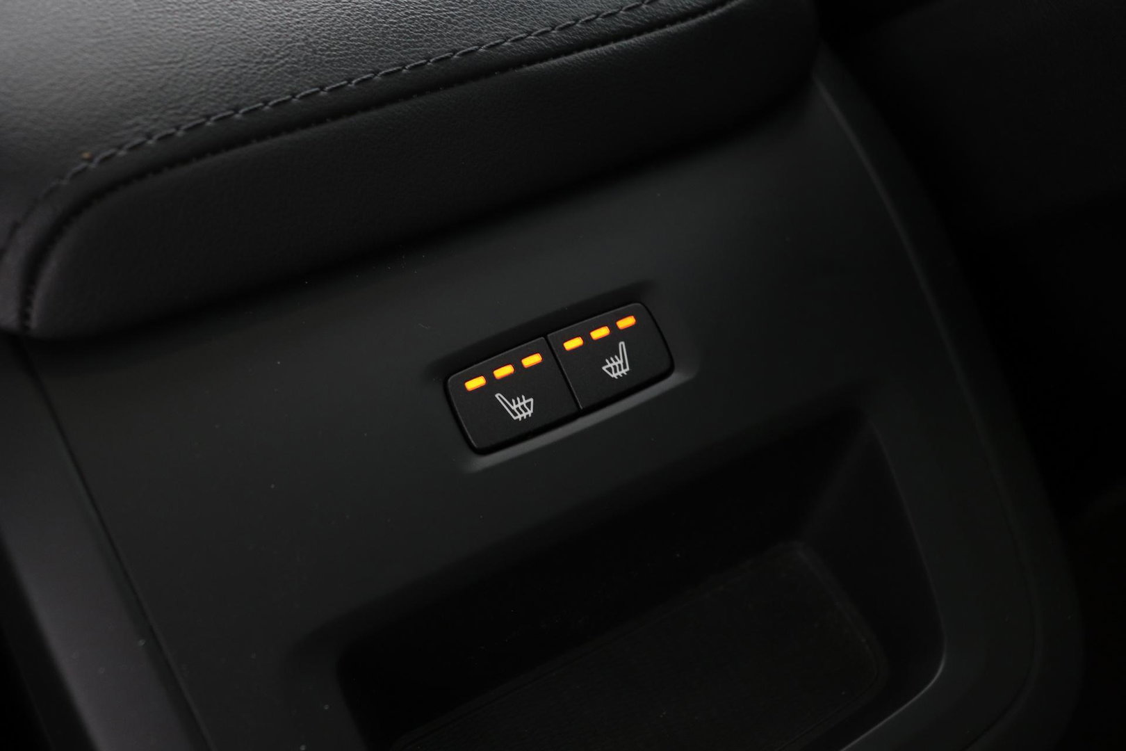 Volvo XC60 T6 Core Bright | Panoramadak | BLIS | Leder | Keyless | Camera