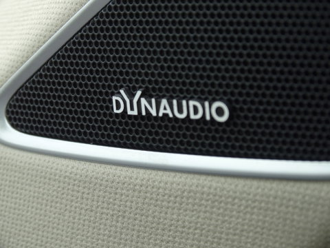 Volkswagen Touareg 3.0 TSI e-Hybrid 381PK / pano / matrix / 360°