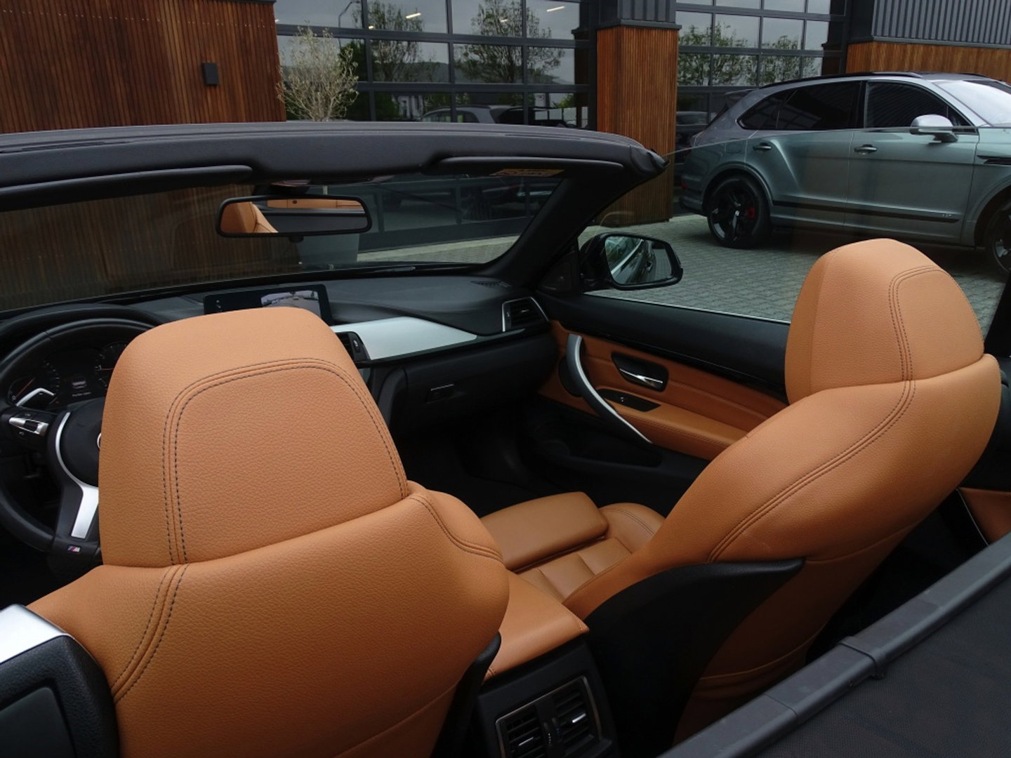 BMW 4 Serie Cabrio 420i 184PK automaat / High Exec. Ed. / M-sport Individual / LED