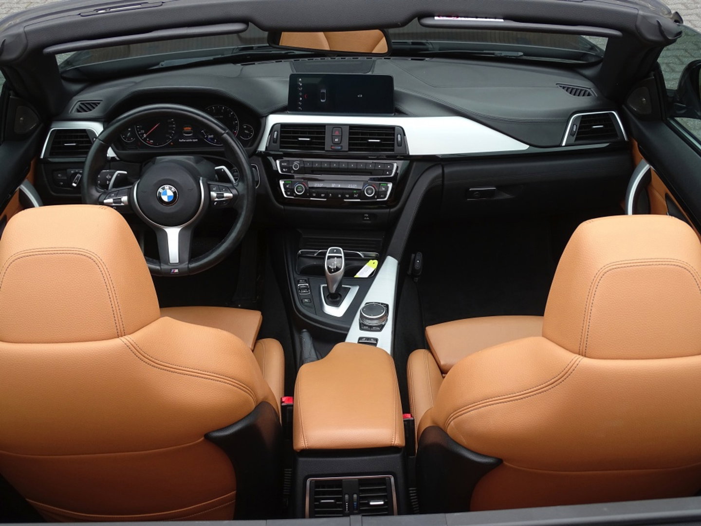 BMW 4 Serie Cabrio 420i 184PK automaat / High Exec. Ed. / M-sport Individual / LED