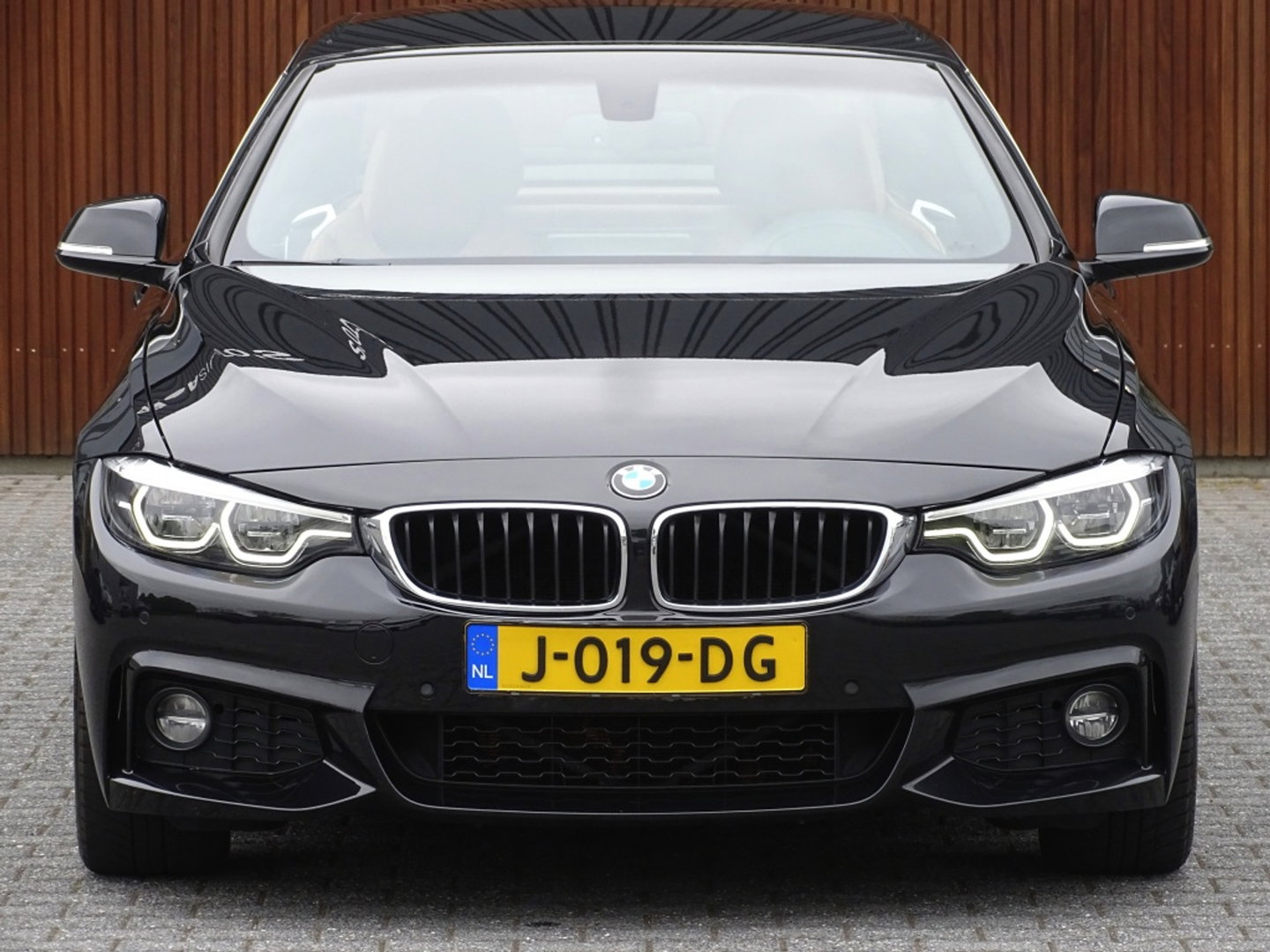 BMW 4 Serie Cabrio 420i 184PK automaat / High Exec. Ed. / M-sport Individual / LED