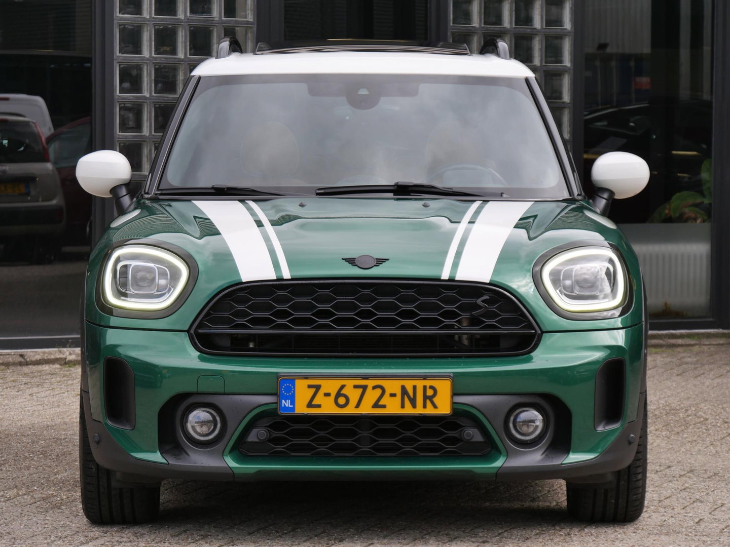 MINI Countryman COOPER S E/ PANORAMADAK/ LEER/ CAMERA/ ADAPTIVE CRUISE/ HEAD-UP/ CARPLAY/