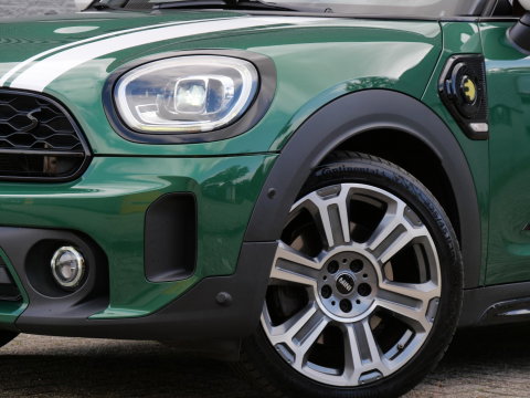 MINI Countryman COOPER S E/ PANORAMADAK/ LEER/ CAMERA/ ADAPTIVE CRUISE/ HEAD-UP/ CARPLAY/