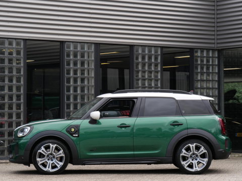 MINI Countryman COOPER S E/ PANORAMADAK/ LEER/ CAMERA/ ADAPTIVE CRUISE/ HEAD-UP/ CARPLAY/
