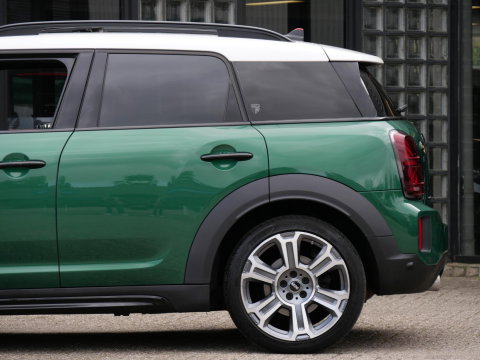 MINI Countryman COOPER S E/ PANORAMADAK/ LEER/ CAMERA/ ADAPTIVE CRUISE/ HEAD-UP/ CARPLAY/