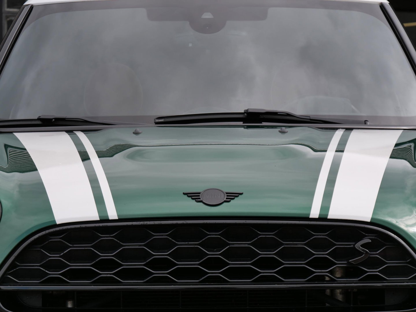 MINI Countryman COOPER S E/ PANORAMADAK/ LEER/ CAMERA/ ADAPTIVE CRUISE/ HEAD-UP/ CARPLAY/