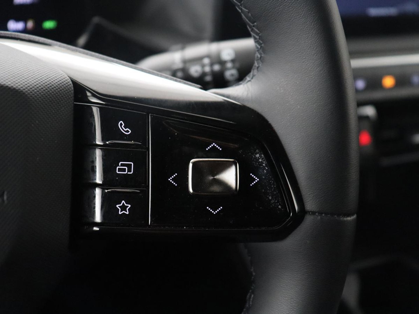 MG 3 Trophy Extended Range 77kWh