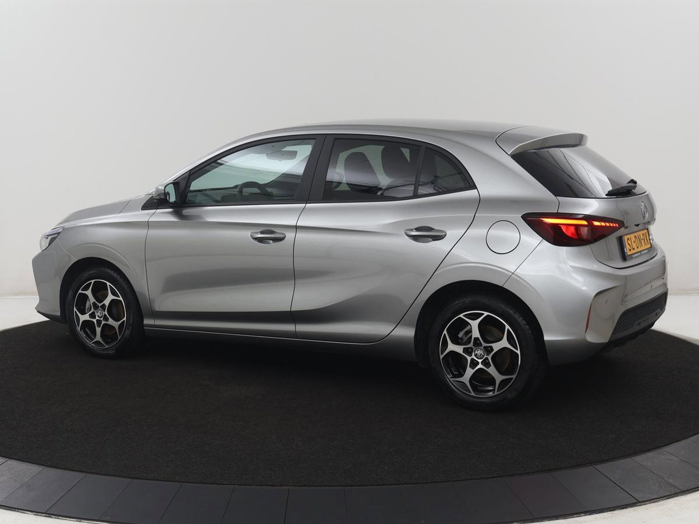 MG 3 Trophy Extended Range 77kWh