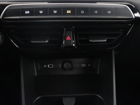 MG 3 Trophy Extended Range 77kWh