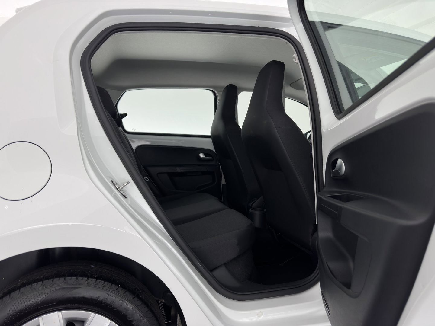 Volkswagen e-Up! {SoH-85%} e-up! Aut.*HEATED-COMFORTSEATS | CCS-FASTLOADER | RADIO | ECC | CARBON-INLAY | DAB *