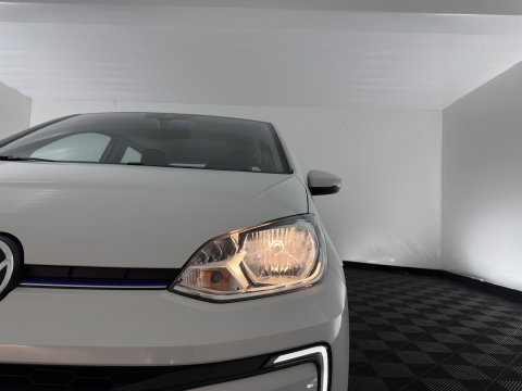 Volkswagen e-Up! {SoH-85%} e-up! Aut.*HEATED-COMFORTSEATS | CCS-FASTLOADER | RADIO | ECC | CARBON-INLAY | DAB *