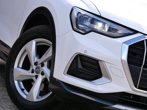 Audi Q3 35TFSi BUSINESS ED/ ADAPTIVE CRUISE/ CARPLAY/ STOELVERWARMING