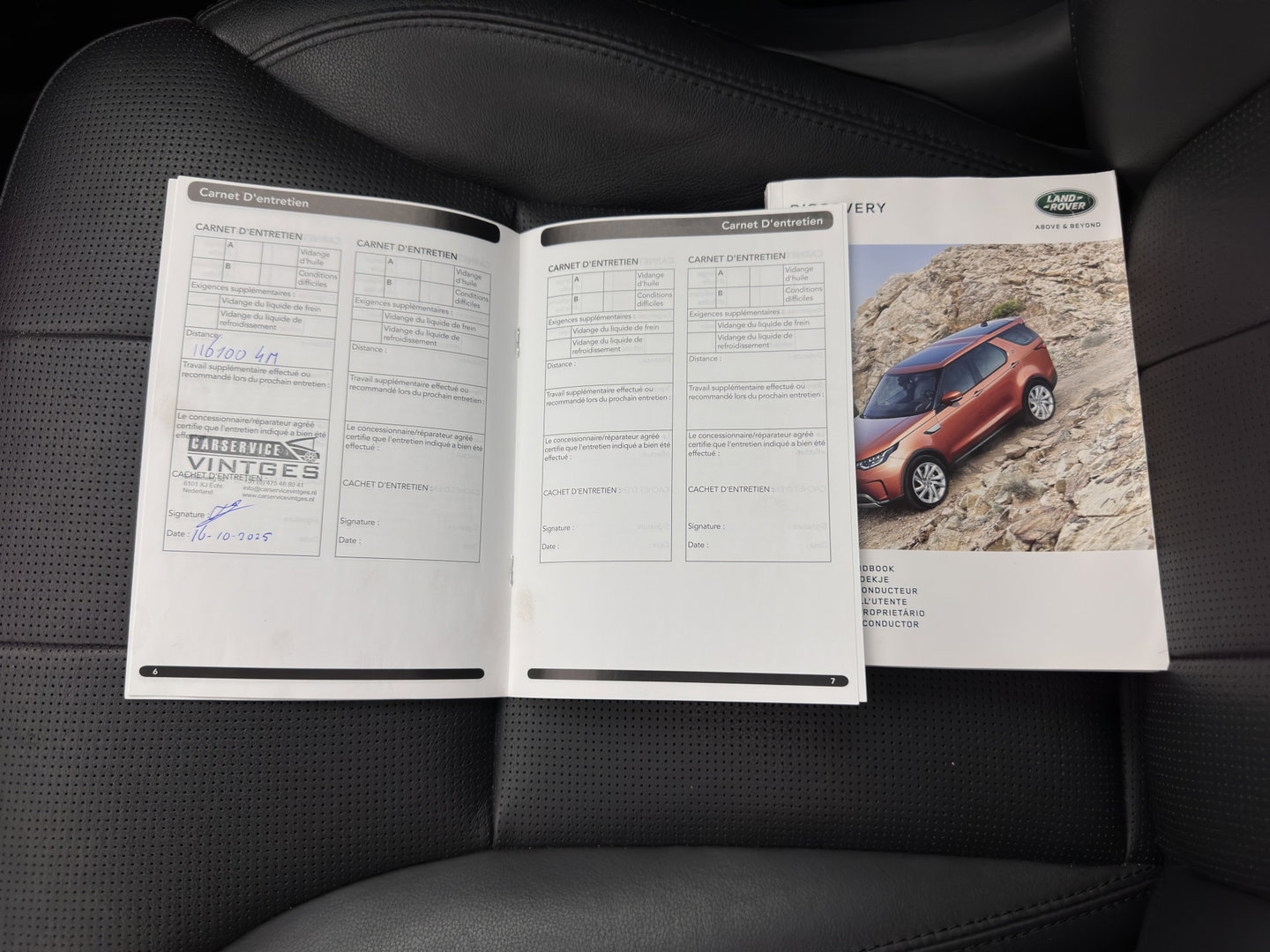 Land Rover Discovery 2.0 Td4 HSE Luxury *PANO | FULL-LED | LEATHER | KEYLESS | AIR-SUSPENSION | BLIND-SPOT | CAMERA | NAVI-FULLMAP | HEATED-COMFORTSEATS | PRIVACY-GLASS | SHIFT-PADDLES | ECC | CRUISE | 22''ALU*