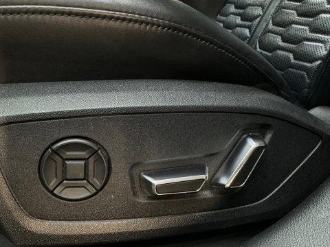 Audi RS6 4.0 TFSI 25Years Quattro Pano|Ceramic|HuD|B&O|Carbon|Memory