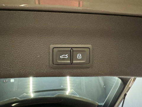 Audi RS6 4.0 TFSI 25Years Quattro Pano|Ceramic|HuD|B&O|Carbon|Memory