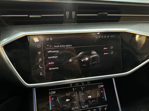 Audi RS6 4.0 TFSI 25Years Quattro Pano|Ceramic|HuD|B&O|Carbon|Memory