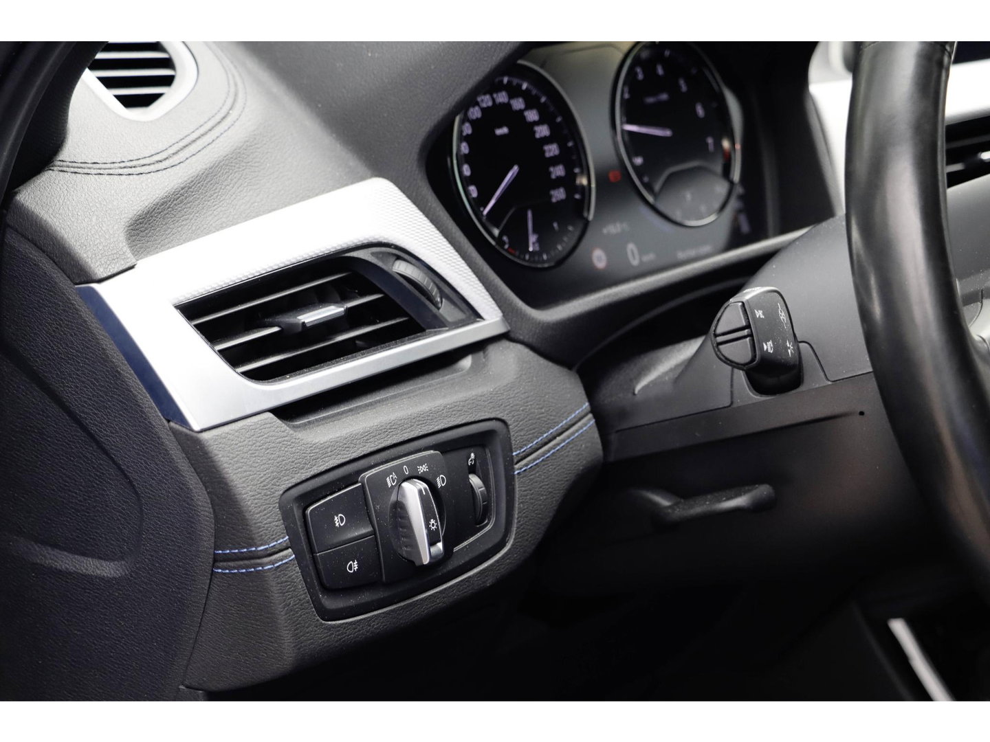 BMW X2 M35i High Executive Panoramadak | Harman Kardon | Sportstoelen | Misano Blue