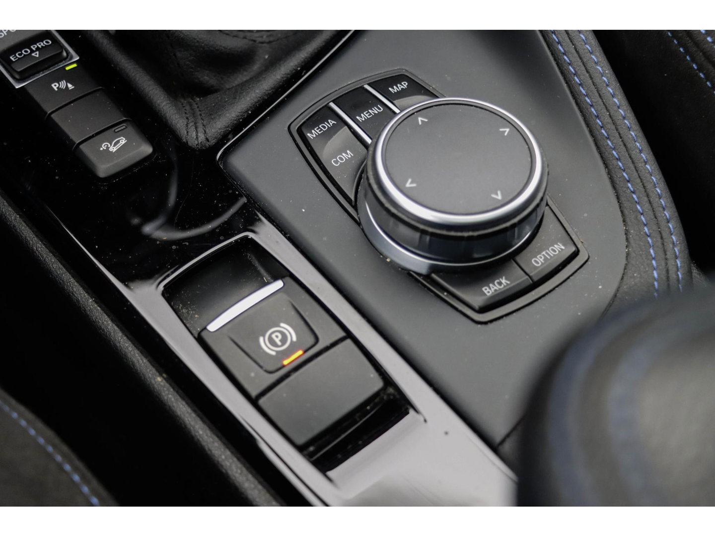 BMW X2 M35i High Executive Panoramadak | Harman Kardon | Sportstoelen | Misano Blue