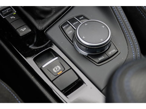 BMW X2 M35i High Executive Panoramadak | Harman Kardon | Sportstoelen | Misano Blue