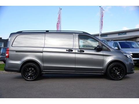 Mercedes-Benz Vito 116 CDI L2 PB Edition Camera, Cruise, Carplay, LED, Clima, 164pk, Multimedia, Trekhaak, Automaat, Uniek!