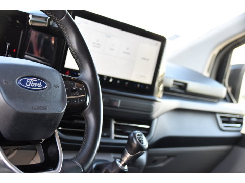 Ford Transit Custom 300 2.0 TDCI L1H1 Limited Black Edition Camera, Cruise, Carplay, LED, Stoelverwarming , 150pk, Sensoren, Trekhaak, Multimedia, Uniek!