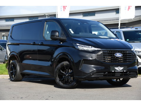 Ford Transit Custom 300 2.0 TDCI L1H1 Limited Black Edition Camera, Cruise, Carplay, LED, Stoelverwarming , 150pk, Sensoren, Trekhaak, Multimedia, Uniek!