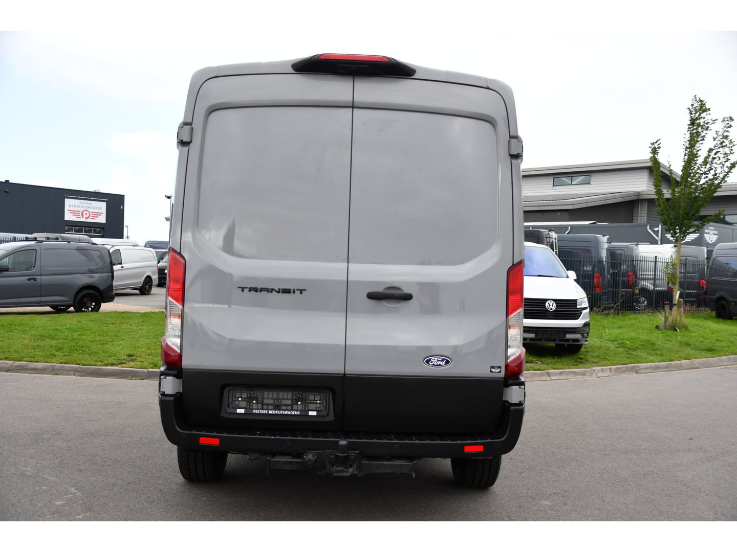Ford Transit 350 2.0 TDCI L3H2 Raptor Edition FACELIFT! Virtual, 360 Camera, Carplay, Adaptieve Cruise, Stoelverwarming, Stuur verwarming, 165pk, automaat, Trekhaak, Uniek!