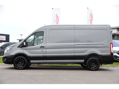 Ford Transit 350 2.0 TDCI L3H2 Raptor Edition FACELIFT! Virtual, 360 Camera, Carplay, Adaptieve Cruise, Stoelverwarming, Stuur verwarming, 165pk, automaat, Trekhaak, Uniek!