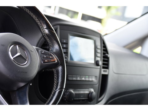 Mercedes-Benz Vito 116 CDI L2 Black Edition Camera, Cruise, Carplay, LED, 164pk, Stoelverwarming, Standkachel, Automaat, Multimedia, Uniek!