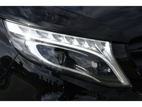Mercedes-Benz Vito 116 CDI L2 Black Edition Camera, Cruise, Carplay, LED, 164pk, Stoelverwarming, Standkachel, Automaat, Multimedia, Uniek!