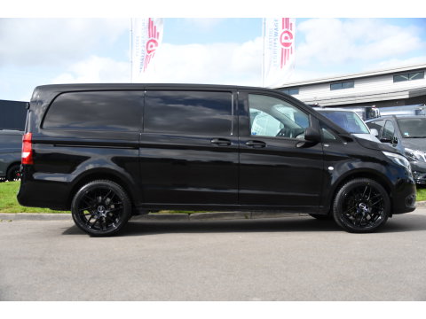 Mercedes-Benz Vito 116 CDI L2 Black Edition Camera, Cruise, Carplay, LED, 164pk, Stoelverwarming, Standkachel, Automaat, Multimedia, Uniek!