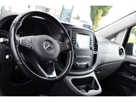 Mercedes-Benz Vito 116 CDI L2 Black Edition Camera, Cruise, Carplay, LED, 164pk, Stoelverwarming, Standkachel, Automaat, Multimedia, Uniek!