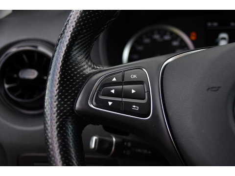 Mercedes-Benz Vito 116 CDI L2 Black Edition Camera, Cruise, Carplay, LED, 164pk, Stoelverwarming, Standkachel, Automaat, Multimedia, Uniek!