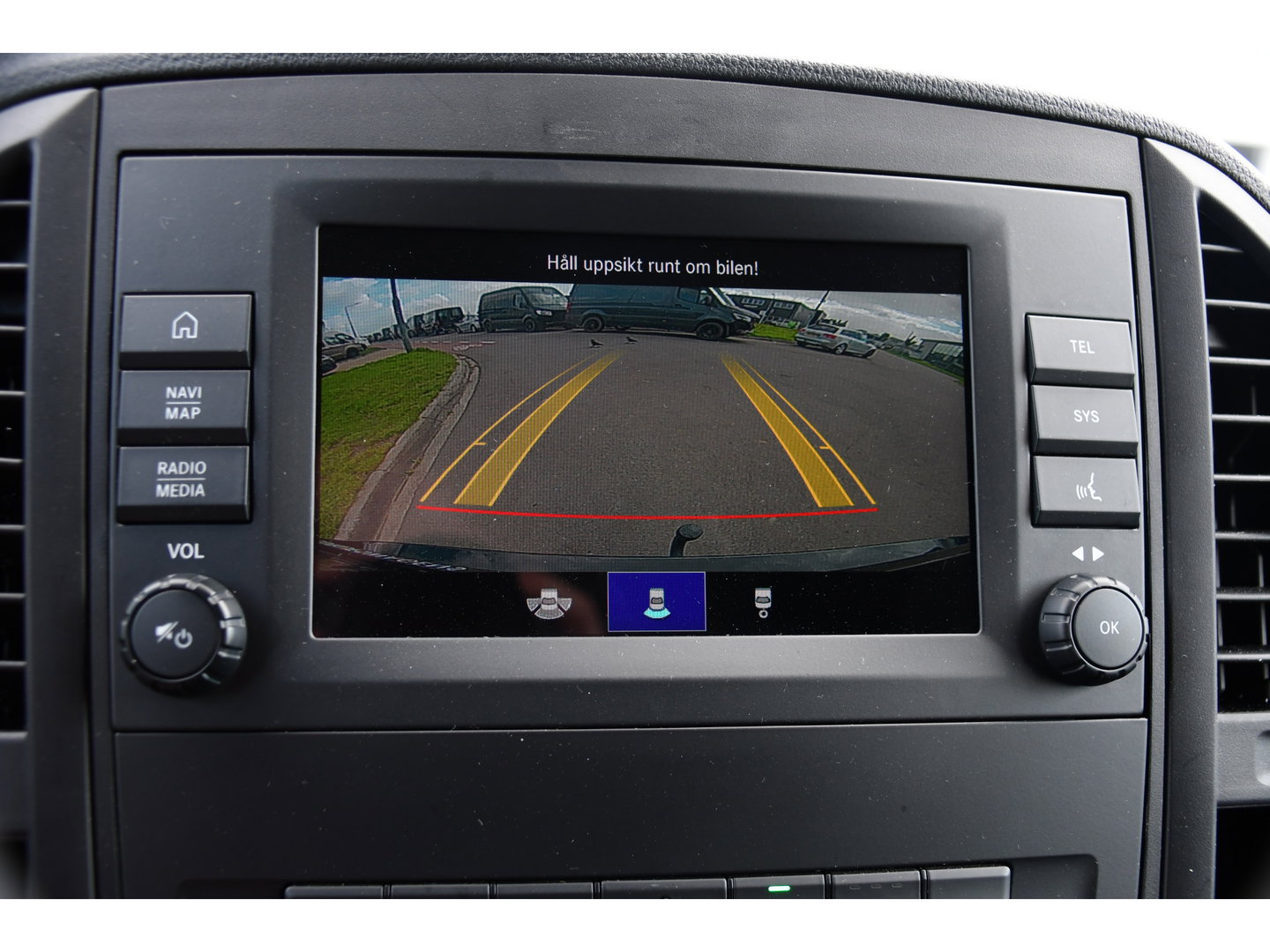 Mercedes-Benz Vito 116 CDI L2 Black Edition Camera, Cruise, Carplay, LED, 164pk, Stoelverwarming, Standkachel, Automaat, Multimedia, Uniek!