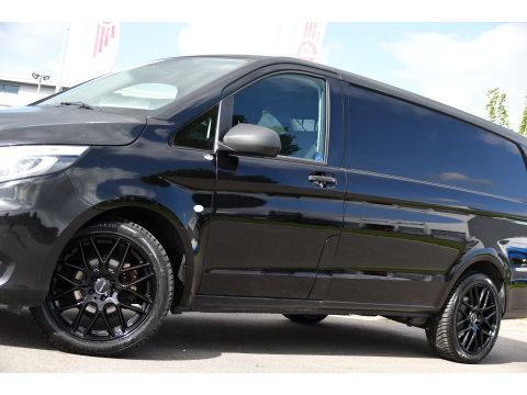 Mercedes-Benz Vito 116 CDI L2 Black Edition Camera, Cruise, Carplay, LED, 164pk, Stoelverwarming, Standkachel, Automaat, Multimedia, Uniek!