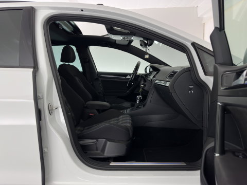 Volkswagen Golf 1.4 TSI GTE Aut. Panodak |Heated Seats | Xenon |18Inch | Pdc | Cruise Control