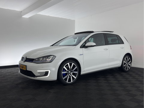 Volkswagen Golf 1.4 TSI GTE Aut. Panodak |Heated Seats | Xenon |18Inch | Pdc | Cruise Control