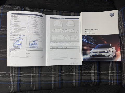 Volkswagen Golf 1.4 TSI GTE Aut. Panodak |Heated Seats | Xenon |18Inch | Pdc | Cruise Control