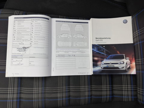 Volkswagen Golf 1.4 TSI GTE Aut. Panodak |Heated Seats | Xenon |18Inch | Pdc | Cruise Control