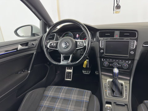 Volkswagen Golf 1.4 TSI GTE Aut. Panodak |Heated Seats | Xenon |18Inch | Pdc | Cruise Control