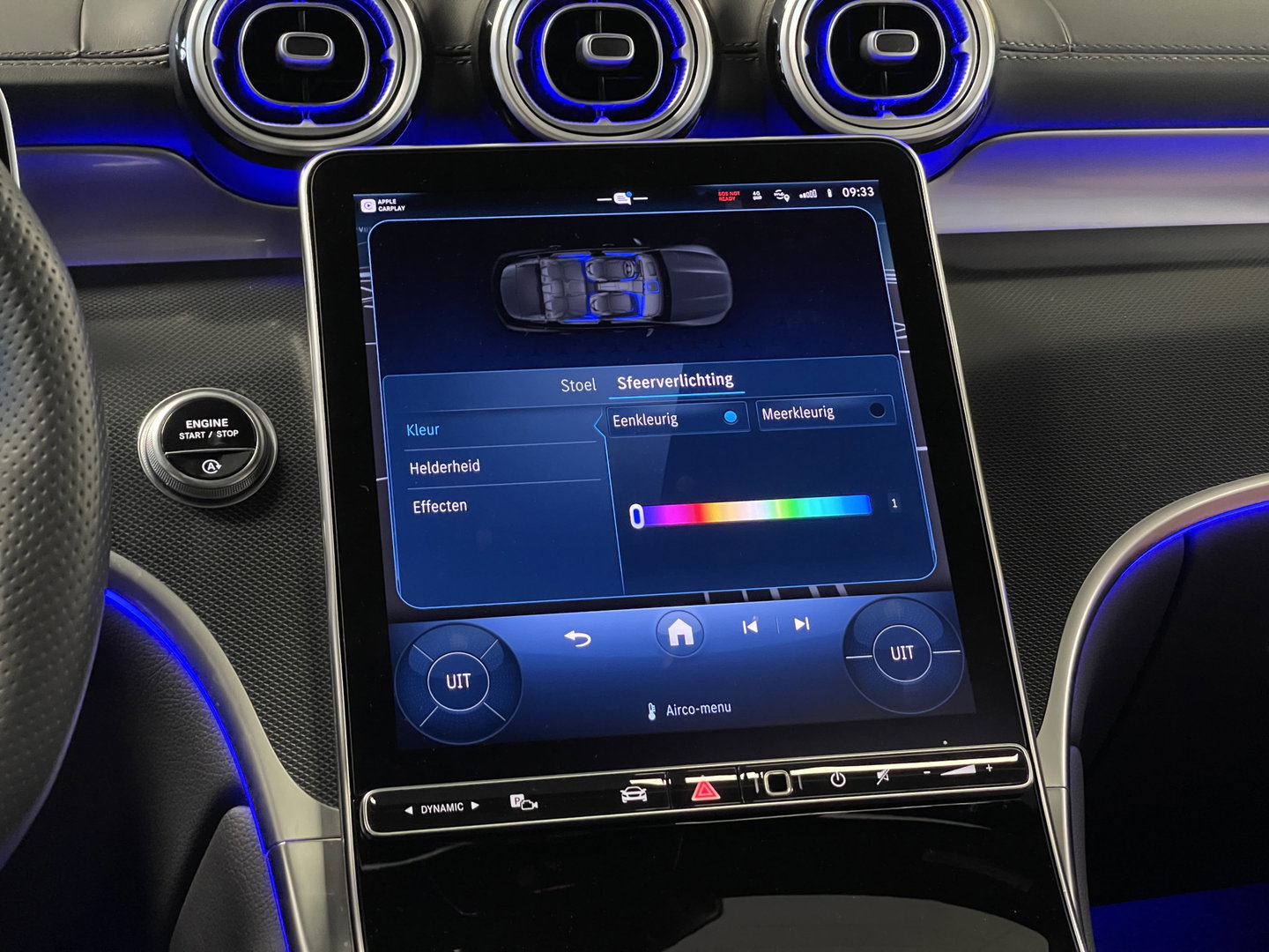 Mercedes-Benz GLC 220d 4MATIC AMG Line | 360 Camera | Panoramadak | Sfeerverlichting | Digital Light | Zwenkhaak | Burmester | Apple Carplay | Keyless |