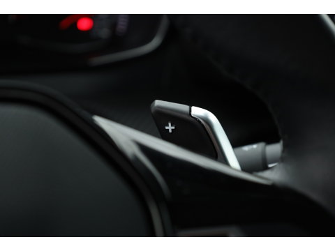 Peugeot 208 1.2 PureTech Active - Automaat | Rijklaar! | App.Connect | Airco | LED | Cruise | PDC-Achter | 16'' | Bluetooth | Elek. Spiegels | Elek. Ramen V