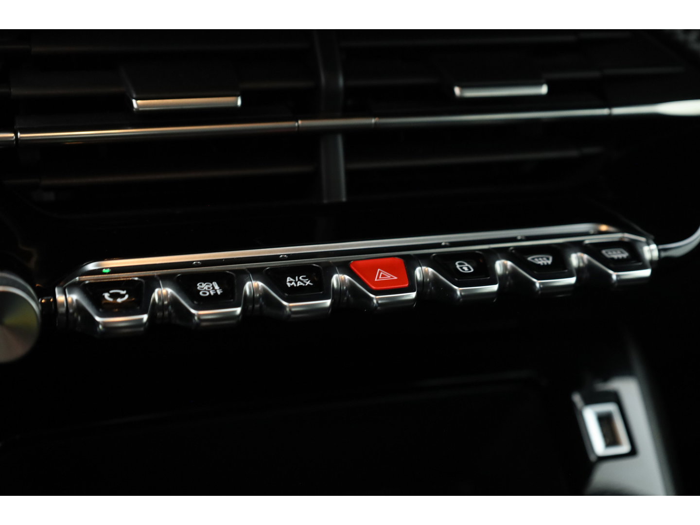 Peugeot 208 1.2 PureTech Active - Automaat | Rijklaar! | App.Connect | Airco | LED | Cruise | PDC-Achter | 16'' | Bluetooth | Elek. Spiegels | Elek. Ramen V