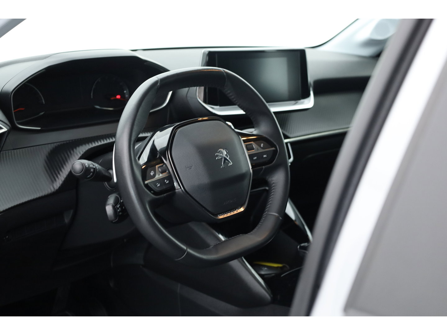 Peugeot 208 1.2 PureTech Active - Automaat | Rijklaar! | App.Connect | Airco | LED | Cruise | PDC-Achter | 16'' | Bluetooth | Elek. Spiegels | Elek. Ramen V