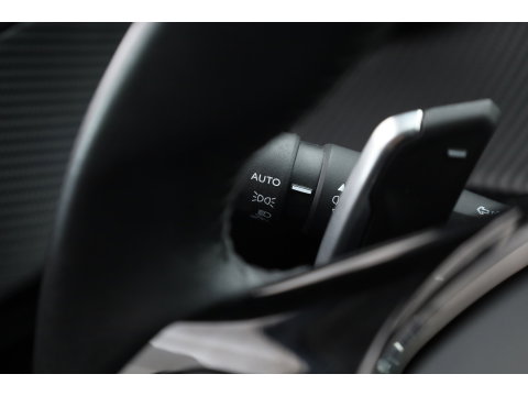 Peugeot 208 1.2 PureTech Active - Automaat | Rijklaar! | App.Connect | Airco | LED | Cruise | PDC-Achter | 16'' | Bluetooth | Elek. Spiegels | Elek. Ramen V