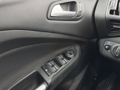 Ford C-MAX 1.5 TDCi Titanium *NAVI-FULL  MAP | COMFORT-SEATS | ECC | KEYLESS | PDC | CRUISE | PRIVACY-GLASS | 16''ALU*