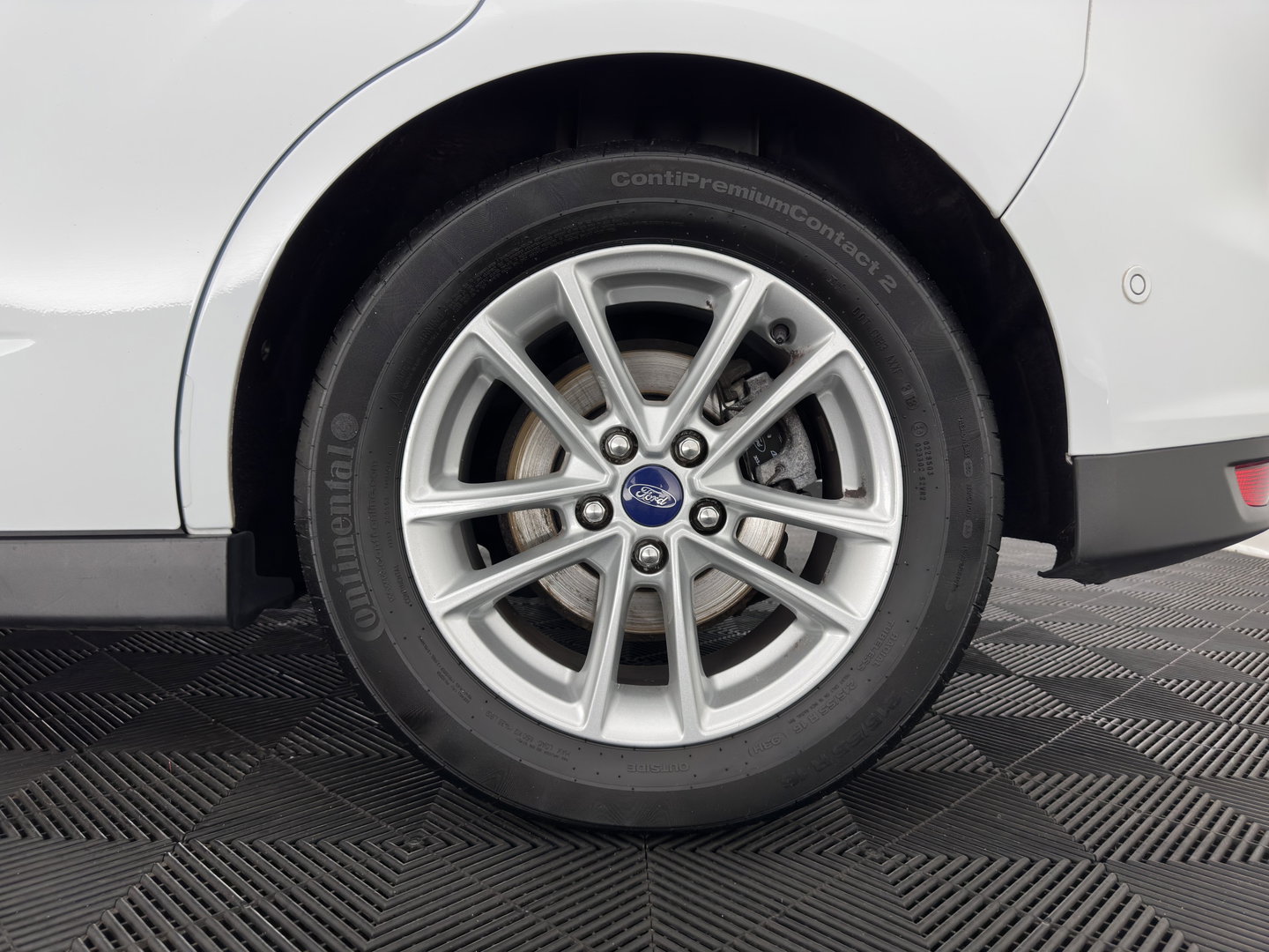 Ford C-MAX 1.5 TDCi Titanium *NAVI-FULL  MAP | COMFORT-SEATS | ECC | KEYLESS | PDC | CRUISE | PRIVACY-GLASS | 16''ALU*