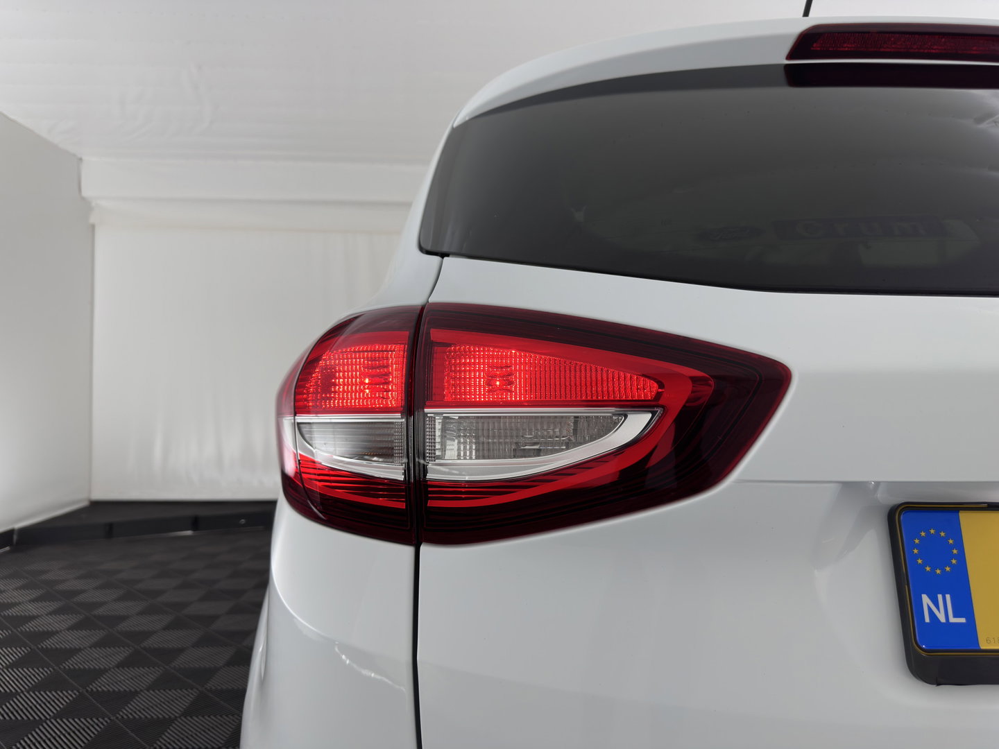 Ford C-MAX 1.5 TDCi Titanium *NAVI-FULL  MAP | COMFORT-SEATS | ECC | KEYLESS | PDC | CRUISE | PRIVACY-GLASS | 16''ALU*