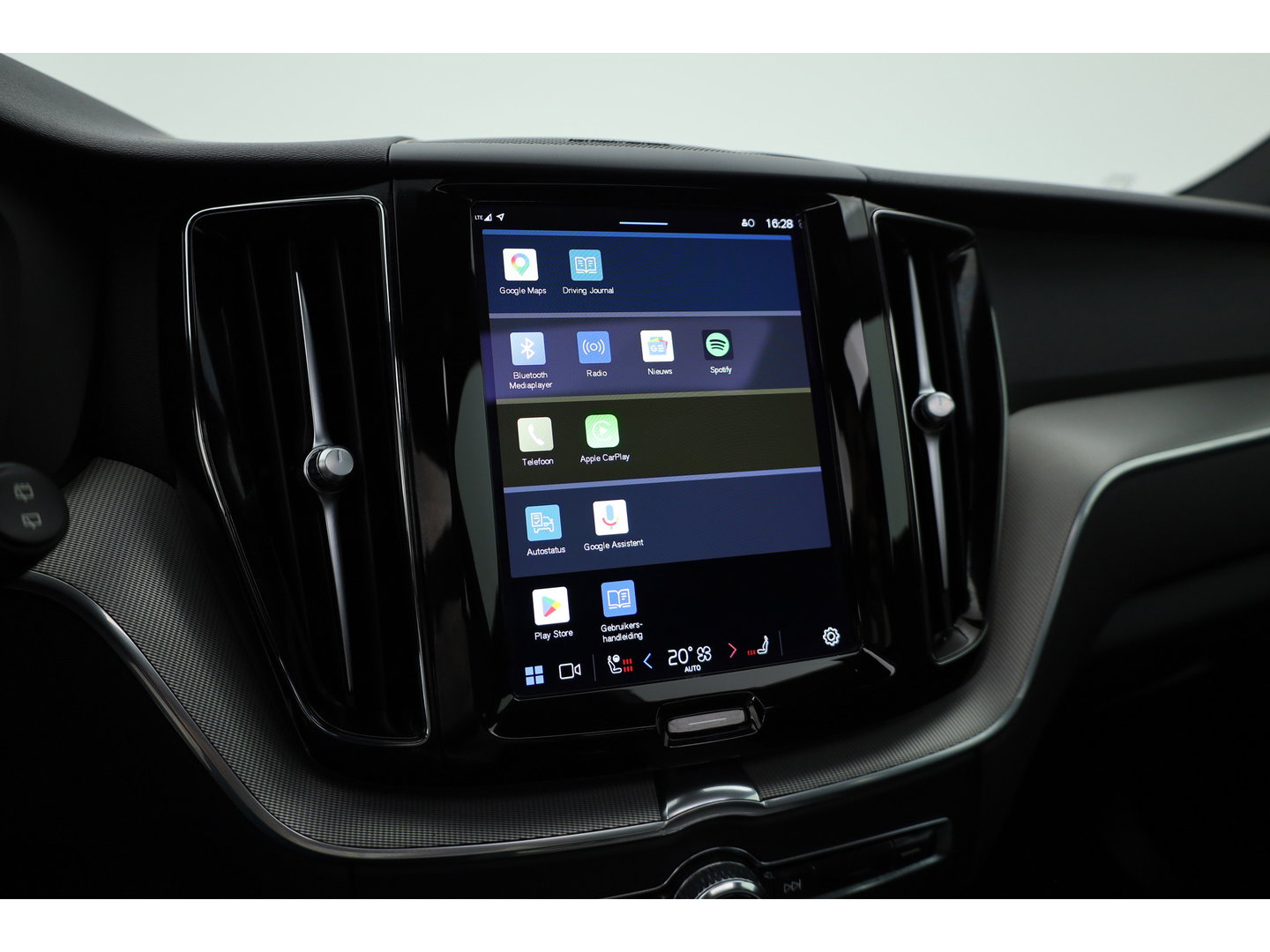 Volvo XC60 2.0 B4 R-Design | Pano | Trekhaak | 360Cam | H&K audio | Memory stoel |