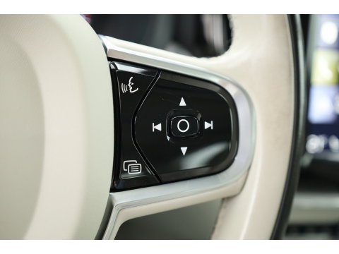 Volvo XC60 2.0 T5 AWD Inscription | Stoelvent. | Memory stoel | Blis | Camera | CarPlay |